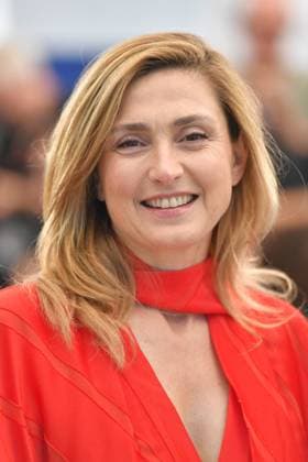 Cannes Jury De L Oeil D or Photocall AM Julie Gayet attending the Jury De L Oeil D or Photocall in Cannes, France on May 23, 2025 as part of the 78th Cannes Film Festival. Photo by Aurore Marechal ABACAPRESS.COM Cannes France  Copyright: xMarechalxAurore ABACAx