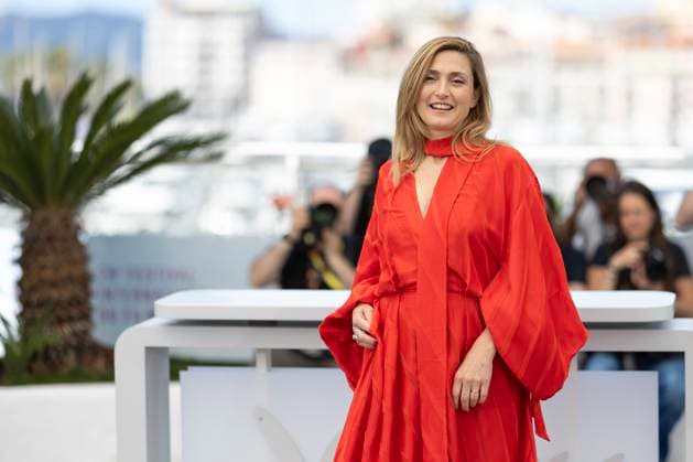 Photocall of the jury of Golden Eye LOeil dOr at the 78th Cannes International Film Festival Julie Gayet Photocall of the jury of Golden Eye LOeil dOr at the 78th Cannes International Film Festival, May 23, 2025 Jacovides Moreau Bestimage Photocall of the jury of Golden Eye LOeil dOr at the 78th Cannes International Film Festival Cannes France  Copyright: xJACOVIDES-MOREAUx xBESTIMAGExJACOVIDES-MOREAUx xBESTIMAGEx