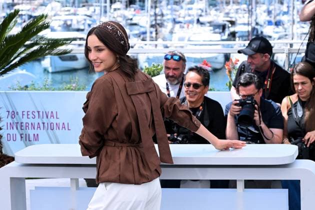 Cannes, 78th Cannes Film Festival 2025, Photocall film: La venue de l avenir Cannes, 78th Cannes Film Festival 2025, Photocall film: Zan O Bacheh (Woman And Child) In the photo: Soha Niasti Cannes France  Copyright: xIPA ABACAx