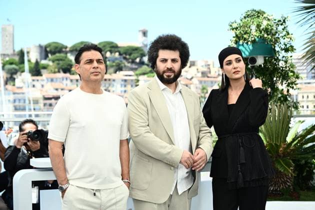 CINEMA : 78eme Festival de Cannes - Photocall - 23 05 2025 CANNES, FRANCE : PAYMAN MAADI, SAEED ROUSTAEE, PARINAZ IZADYAR lors du photocall de Â« ZAN O BACHEH Â» (WOMAN AND CHILD) CompÃ tition au 78eme Festival de Cannes au Palais des Festivals le 23 mai 2025 Ã Cannes, France. CannesFrance  Copyright: xValentinaxClaretx