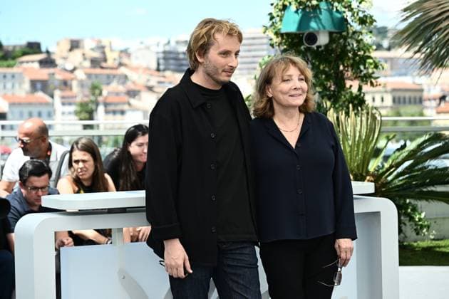 CINEMA : 78eme Festival de Cannes - Photocall - 23 05 2025 CANNES, FRANCE : SACHA SPERLING, DIANE KURYS lors du photocall de Â« MOI QUI T™AIMAIS Â» Cannes Classics au 78eme Festival de Cannes au Palais des Festivals le 23 mai 2025 Ã Cannes, France. CannesFrance  Copyright: xValentinaxClaretx