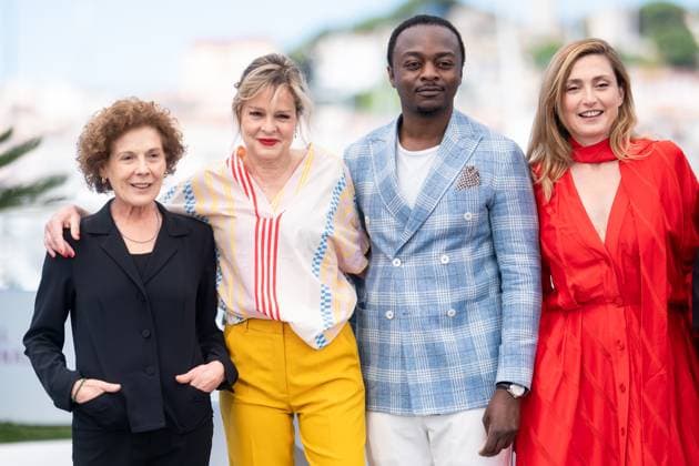 78eme Festival International du Film de Cannes Photocall Jury de loeil dor 78th Cannes International Film Festival Photocall of the Jury de loeil dor 445011 2025 05 23 Cannes France Gayet, Julie Favreul, Juliette Castillo, Carmen Zinga, Marc  Copyright: xEstellexCarlierx xStarfacex STAR_445011_001