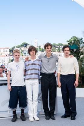 78eme Festival International du Film de Cannes Photocall du film La venue de lavenir 78th International Cannes Film Festival Photocall with cast of La venue de lavenir movie 445004 2025 05 23 Cannes France Schneider, Vassili Kircher, Paul Wapler, Abraham Campagne, Valentin  Copyright: xEstellexCarlierx xStarfacex STAR_445004_053