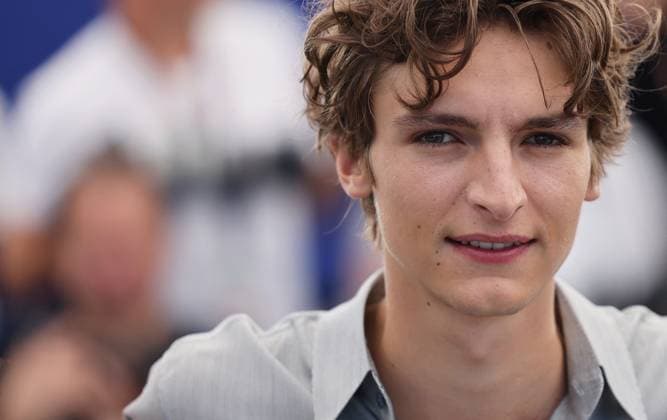 Photocall du film La Venue de lAvenir lors du 78ème Festival International du Film de Cannes Vassili Schneider au photocall du film La Venue de lAvenir lors du 78ème Festival International du Film de Cannes, Fr23 mai 2025 Jacovides Moreau Bestimage Colours of Time Photocall at the 78th Cannes International Film Festival, on May 23, 2025 Cannes France  Copyright: xJACOVIDES-MOREAUx xBESTIMAGExJACOVIDES-MOREAUx xBESTIMAGEx