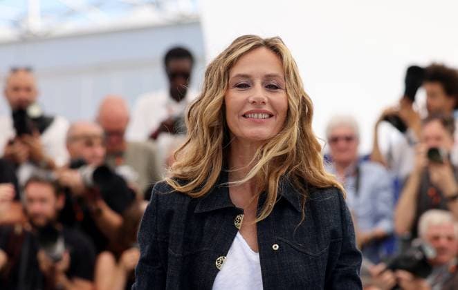 Photocall du film La Venue de lAvenir lors du 78ème Festival International du Film de Cannes Cécile de France au photocall du film La Venue de lAvenir lors du 78ème Festival International du Film de Cannes, Fr23 mai 2025 Jacovides Moreau Bestimage Colours of Time Photocall at the 78th Cannes International Film Festival, on May 23, 2025 Cannes France  Copyright: xJACOVIDES-MOREAUx xBESTIMAGExJACOVIDES-MOREAUx xBESTIMAGEx