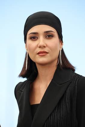 Zan O Bacheh (Woman And Child) Photocall at the 78th Annual Cannes Film Festival Parinaz Izadya - Zan O Bacheh (Woman And Child) Photocall at the 78th Annual Cannes Film Festival in Cannes, France on May 23, 2025.  Copyright: x Chassery+Courdjix