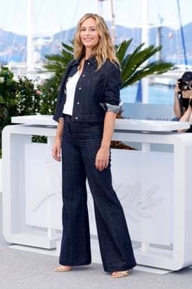 Cecile De France at the photocall for the feature film La venue de l avenir Colours of Time at the Festival de Cannes 2025 78 Cannes International Film Festival at the Palais des Festivals Cannes, 23 05 2025 Foto:xD.xBedrosianx xFuturexImagex colors_5517