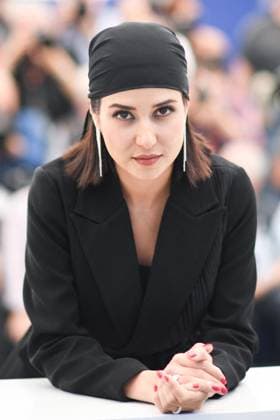 Cannes Woman And Child Photocall AM Parinaz Izadyar attending the Zan O Bacheh (Woman And Child) Photocall in Cannes, France on May 23, 2025 as part of the 78th Cannes Film Festival. Photo by Aurore Marechal ABACAPRESS.COM Cannes France  Copyright: xMarechalxAurore ABACAx