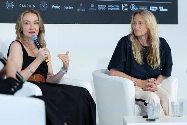 Conference Cinema at the service of the ocean how to tell, awaken and act for a sustainable future as part of the 10th Semaine du Cinéma Positif at the 78th Cannes International Film Festival Alexandra Cousteau and Estelle Lefébure Conference Cinema at the service of the ocean how to tell, awaken and act for a sustainable future , on the CNC beach, as part of the 10th Semaine du Cinéma Positif at the 78th Cannes International Film Festival, le 23 mai 2025 This year, the Positive Cinema Prize was awarded to the film Jeunes Mères by the Dardenne brothers Olivier Borde Bestimage Conference Cinema at the service of the ocean how to tell, awaken and act for a sustainable future , on the CNC beach, as part of the 10th Positive Cinema Week during  Copyright: xOLIVIERxBORDEx xBESTIMAGExOLIVIERxBORDEx xBESTIMAGEx