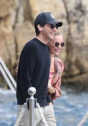 Cannes - Adrien Brody and Georgina Chapman At Eden Roc Adrien Brody and his girlfriend Georgina Chapman leave Eden Roc hotel, in Cap d Antibes, France on May 23, 2025, during Cannes Film Festival. Photo by ABACAPRESS.COM Cap d Antibes France  Copyright: xABACAx