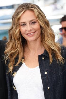 78eme Festival International du Film de Cannes Photocall du film La venue de lavenir 78th Cannes Film Festival Photocall with cast of the film La venue de lavenir Cecile de France 445031 2025 05 23 Cannes France  Copyright: xIsabellexVautierx xStarfacex STAR_445031_006