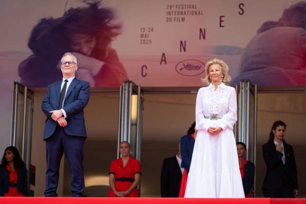 Cannes - The Young Mother Home Red Carpet Thierry Fremaux, Iris Knobloch attend the The Young Mother s Home (Jeunes Meres) red carpet at the 78th annual Cannes Film Festival at Palais des Festivals on May 23, 2025 in Cannes, France. Photo by Shootpix ABACAPRESS.COM Cannes France  Copyright: xShootPix ABACAx