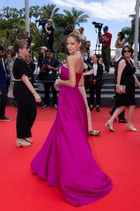 Cannes - The Young Mother Home Red Carpet guest attends the The Young Mother s Home (Jeunes Meres) red carpet at the 78th annual Cannes Film Festival at Palais des Festivals on May 23, 2025 in Cannes, France. Photo by Shootpix ABACAPRESS.COM Cannes France  Copyright: xShootPix ABACAx