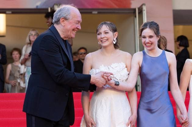 M Descente des marches du film Jeunes mères lors du 78ème Festival International du Film de Cannes Montée des marches du film Jeunes mères lors du 78ème Festival International du Film de Cannes, au Palais des Festivals à Cannes Le 23 mai 2025 Jacovides Moreau Bestimage Red carpet for the movie Jeunes mères during the 78th Cannes International Film Festival at the Palais des Festivals in Cannes, France On may 23th 2025 Cannes France  Copyright: xJACOVIDES-MOREAUx xBESTIMAGExJACOVIDES-MOREAUx xBESTIMAGEx