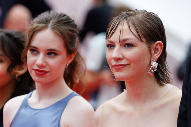 M Montée des marches du film Jeunes mères lors du 78ème Festival International du Film de Cannes Babette Verbeek, Elsa Houben Montée des marches du film Jeunes mères lors du 78ème Festival International du Film de Cannes, au Palais des Festivals à Cannes Le 23 mai 2025 Jacovides Moreau Bestimage Red carpet for the movie Jeunes mères during the 78th Cannes International Film Festival at the Palais des Festivals in Cannes, France On may 23th 2025 Cannes France  Copyright: xJACOVIDES-MOREAUx xBESTIMAGExJACOVIDES-MOREAUx xBESTIMAGEx