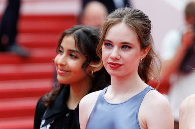 M Montée des marches du film Jeunes mères lors du 78ème Festival International du Film de Cannes Samia Hilmi, Babette Verbeek Montée des marches du film Jeunes mères lors du 78ème Festival International du Film de Cannes, au Palais des Festivals à Cannes Le 23 mai 2025 Jacovides Moreau Bestimage Red carpet for the movie Jeunes mères during the 78th Cannes International Film Festival at the Palais des Festivals in Cannes, France On may 23th 2025 Cannes France  Copyright: xJACOVIDES-MOREAUx xBESTIMAGExJACOVIDES-MOREAUx xBESTIMAGEx