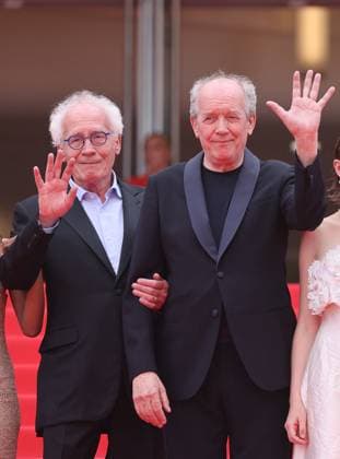 J Montée des marches du film Jeunes mères lors du 78ème Festival International du Film de Cannes Jean Pierre Dardenne, Luc Dardenne Montée des marches du film Jeunes mères lors du 78ème Festival International du Film de Cannes, au Palais des Festivals à Cannes Le 23 mai 2025 Jacovides Moreau Bestimage Red carpet for the movie Jeunes mères during the 78th Cannes International Film Festival at the Palais des Festivals in Cannes, France On may 23th 2025 Cannes France  Copyright: xJACOVIDES-MOREAUx xBESTIMAGExJACOVIDES-MOREAUx xBESTIMAGEx