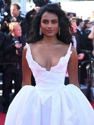 Cannes, 78th Cannes Film Festival 2025 - Evening 11 - Red Carpet of the film THE MASTERMIND Cannes, 78th Cannes Film Festival 2025 - Evening 11 - Red Carpet of the film THE MASTERMIND In the photo: Simone Ashley Cannes France  Copyright: xIPA ABACAx