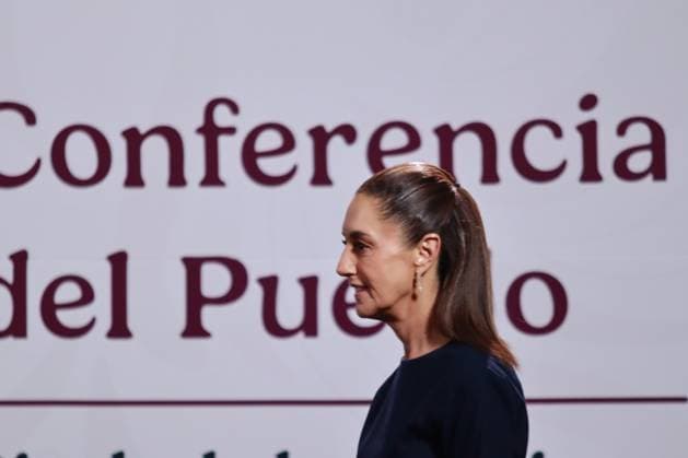 Mexico™s President Claudia Sheinbaum Holds Briefing Mexico™s President Claudia Sheinbaum Pardo, speaks during a news conference about the 3.5% tax on remittances by the US government at National Palace. on May 23, 2025 in Mexico City, Mexico. (Photo by Carlos Santiago Eyepix Group) Copyright: xCarlosxSantiago xEyepixxGroupx CS_23052025_156185