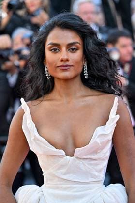 Cannes The Mastermind Screening JR Simone Ashley attending the screening of The Mastermind at 78th Cannes Film Festival in Cannes, France on May, 23, 2025. Photo by Julien Reynaud APS-Medias ABACAPRESS.COM Cannes France  Copyright: xReynaudxJulien APS-Medias ABACAx