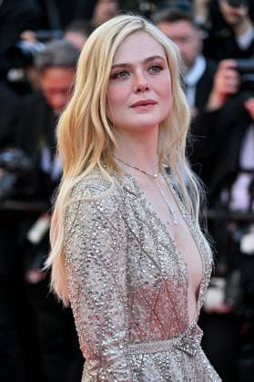 Cannes The Mastermind Screening JR Elle Fanning attending the screening of The Mastermind at 78th Cannes Film Festival in Cannes, France on May, 23, 2025. Photo by Julien Reynaud APS-Medias ABACAPRESS.COM Cannes France  Copyright: xReynaudxJulien APS-Medias ABACAx