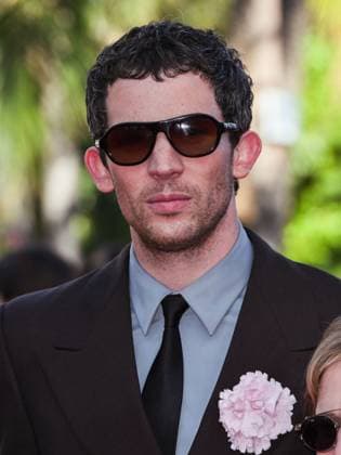 Cannes, Italy: Cannes, 78th Cannes Film Festival 2025 - Evening 11 - Red Carpet of the Film THE MASTERMIND Pictured: Josh O Connor Cannes Italy  - ZUMAp169 20250523_zea_p169_1382 Copyright: xSimonexComix