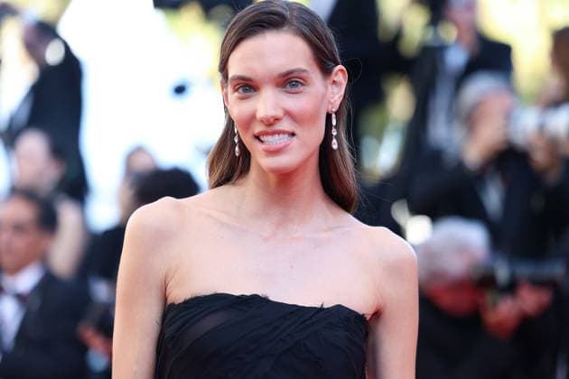 78eme Festival International du Film de Cannes Montée des marches du film The Masterlmind 78th International Cannes Film Festival Red carpet for The Mastermind movie 445037 2025 05 23 France Cardin, Charlotte  Copyright: xIvankaxVoisinx xStarfacex STAR_445037_047