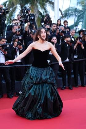 78eme Festival International du Film de Cannes Montée des marches du film The Masterlmind 78th International Cannes Film Festival Red carpet for The Mastermind movie 445037 2025 05 23 France Haim, Alana  Copyright: xIvankaxVoisinx xStarfacex STAR_445037_104