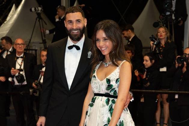 B Karim Benzema et sa compagne Lyna Khoudri lors de la montée des marches du film 13 jours 13 nuits lors du 78ème Festival International du Film de Cannes Karim Benzema and his companion Lyna Khoudri during the walk up the steps for the movie 13 jours 13 nuits during the 78th Cannes International Film Festival On may 23th 2025 Cannes France Jacovides Moreau Bestimage Red carpet for the movie 13 jours 13 nuits during the 78th Cannes International Film Festival at the Palais des Festivals in Cannes, France On may 23th 2025 Cannes France  Copyright: xOLIVIERxBORDEx xBESTIMAGExOLIVIERxBORDEx xBESTIMAGEx