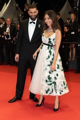 B Karim Benzema et sa compagne Lyna Khoudri lors de la montée des marches du film 13 jours 13 nuits lors du 78ème Festival International du Film de Cannes Karim Benzema and his companion Lyna Khoudri during the walk up the steps for the movie 13 jours 13 nuits during the 78th Cannes International Film Festival On may 23th 2025 Cannes France Jacovides Moreau Bestimage Red carpet for the movie 13 jours 13 nuits during the 78th Cannes International Film Festival at the Palais des Festivals in Cannes, France On may 23th 2025 Cannes France  Copyright: xOLIVIERxBORDEx xBESTIMAGExOLIVIERxBORDEx xBESTIMAGEx