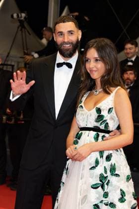 B Karim Benzema et sa compagne Lyna Khoudri lors de la montée des marches du film 13 jours 13 nuits lors du 78ème Festival International du Film de Cannes Karim Benzema and his companion Lyna Khoudri during the walk up the steps for the movie 13 jours 13 nuits during the 78th Cannes International Film Festival On may 23th 2025 Cannes France Jacovides Moreau Bestimage Red carpet for the movie 13 jours 13 nuits during the 78th Cannes International Film Festival at the Palais des Festivals in Cannes, France On may 23th 2025 Cannes France  Copyright: xOLIVIERxBORDEx xBESTIMAGExOLIVIERxBORDEx xBESTIMAGEx