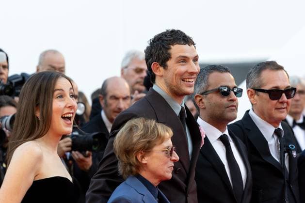 The Mastermind Red Carpet - The 78th Annual Cannes Film FestivalFestival Alana Haim, Kelly Reichardt, Josh O Connor, Anish Savjani and Christopher Blauvelt attend the The Mastermind Red Carpet - The 78th Annual Cannes Film Festival red carpet at Palais des Festivals on May 23, 2025 in Cannes, France.  Copyright: xKazukoxWakayamax