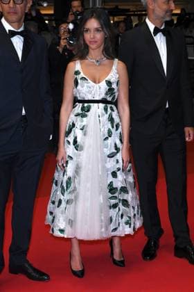 Cannes, France: Cannes, 78th Cannes Film Festival 2025, Red Carpet film: 13 Jours 13 Nuits In the photo: Lyna Khoudri Cannes France  - ZUMAp169 20250523_zea_p169_1909 Copyright: xTerenghi Ipax