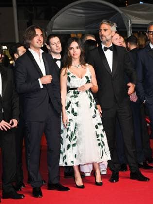 Cannes, 78th Cannes Film Festival 2025, Evening 11 - Red Carpet film: 13 Days 13 Nuits Cannes, 78th Cannes Film Festival 2025 - Evening 11 - Red Carpet of the Film THE 13 Jours 13 Nuits In the photo Dimitri Rassam, Lyna Khoudri and Martin Bourboulon Cannes France  Copyright: xIPA ABACAx