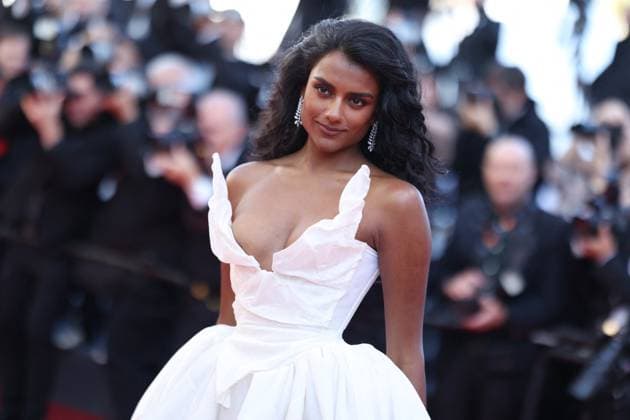 Bilder des Jahres 2025, Entertainment 05 Mai Entertainment Themen der Woche KW21 Entertainment Bilder des Tages Cannes - The Mastermind Screening JD Simone Ashley attends the The Mastermind red carpet at the 78th annual Cannes Film Festival at Palais des Festivals on May 23, 2025 in Cannes, France. Photo by Jerome Domine ABACAPRESS.COM Cannes France  Copyright: xDominexJerome ABACAx
