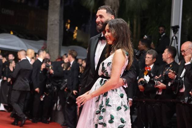 J Karim Benzema et sa compagne Lyna Khoudri lors de la montée des marches du film 13 jours 13 nuits lors du 78ème Festival International du Film de Cannes Karim Benzema and his companion Lyna Khoudri during the walk up the steps for the movie 13 jours 13 nuits during the 78th Cannes International Film Festival On may 23th 2025 Cannes France Jacovides Moreau Bestimage Red carpet for the movie 13 jours 13 nuits during the 78th Cannes International Film Festival at the Palais des Festivals in Cannes, France On may 23th 2025 Cannes France  Copyright: xJACOVIDES-MOREAUx xBESTIMAGExJACOVIDES-MOREAUx xBESTIMAGEx