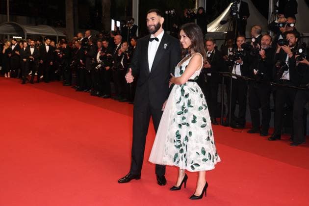 J Karim Benzema et sa compagne Lyna Khoudri lors de la montée des marches du film 13 jours 13 nuits lors du 78ème Festival International du Film de Cannes Karim Benzema and his companion Lyna Khoudri during the walk up the steps for the movie 13 jours 13 nuits during the 78th Cannes International Film Festival On may 23th 2025 Cannes France Jacovides Moreau Bestimage Red carpet for the movie 13 jours 13 nuits during the 78th Cannes International Film Festival at the Palais des Festivals in Cannes, France On may 23th 2025 Cannes France  Copyright: xJACOVIDES-MOREAUx xBESTIMAGExJACOVIDES-MOREAUx xBESTIMAGEx