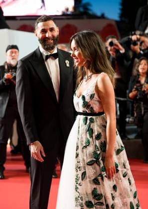 78eme Festival International du Film de Cannes Montée des marches du film 13 jours 13 nuits 78th International Cannes Film Festival Red carpet for The Mastermind movie views from the roof of the Palais 445046 2020 01 24 Cannes France Khoudri, Lyna Benzema, Karim  Copyright: xAnthonyxCarrelx xStarfacex STAR_445046_016