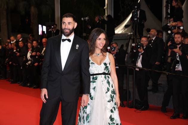 J Karim Benzema et sa compagne Lyna Khoudri lors de la montée des marches du film 13 jours 13 nuits lors du 78ème Festival International du Film de Cannes Karim Benzema and his companion Lyna Khoudri during the walk up the steps for the movie 13 jours 13 nuits during the 78th Cannes International Film Festival On may 23th 2025 Cannes France Jacovides Moreau Bestimage Red carpet for the movie 13 jours 13 nuits during the 78th Cannes International Film Festival at the Palais des Festivals in Cannes, France On may 23th 2025 Cannes France  Copyright: xJACOVIDES-MOREAUx xBESTIMAGExJACOVIDES-MOREAUx xBESTIMAGEx