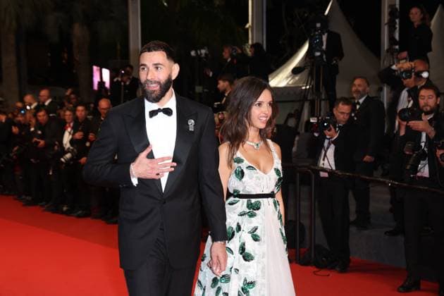J Karim Benzema et sa compagne Lyna Khoudri lors de la montée des marches du film 13 jours 13 nuits lors du 78ème Festival International du Film de Cannes Karim Benzema and his companion Lyna Khoudri during the walk up the steps for the movie 13 jours 13 nuits during the 78th Cannes International Film Festival On may 23th 2025 Cannes France Jacovides Moreau Bestimage Red carpet for the movie 13 jours 13 nuits during the 78th Cannes International Film Festival at the Palais des Festivals in Cannes, France On may 23th 2025 Cannes France  Copyright: xJACOVIDES-MOREAUx xBESTIMAGExJACOVIDES-MOREAUx xBESTIMAGEx