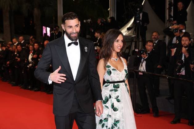 J Karim Benzema et sa compagne Lyna Khoudri lors de la montée des marches du film 13 jours 13 nuits lors du 78ème Festival International du Film de Cannes Karim Benzema and his companion Lyna Khoudri during the walk up the steps for the movie 13 jours 13 nuits during the 78th Cannes International Film Festival On may 23th 2025 Cannes France Jacovides Moreau Bestimage Red carpet for the movie 13 jours 13 nuits during the 78th Cannes International Film Festival at the Palais des Festivals in Cannes, France On may 23th 2025 Cannes France  Copyright: xJACOVIDES-MOREAUx xBESTIMAGExJACOVIDES-MOREAUx xBESTIMAGEx