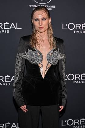 Cannes L Oreal Lights On Women Worth Award Enora Hope attending the L Oréal Paris Lights on Women s Worth Award ahead of 78th Cannes Film Festival in Cannes, France on May, 23, 2025. Photo by Julien Reynaud APS-Medias ABACAPRESS.COM Cannes France  Copyright: xReynaudxJulien APS-Medias ABACAx