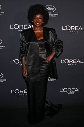 Cannes L Oreal Lights On Women Worth Award Iris Berben attending the L Oréal Paris Lights on Women s Worth Award ahead of 78th Cannes Film Festival in Cannes, France on May, 23, 2025. Photo by Julien Reynaud APS-Medias ABACAPRESS.COM Cannes France  Copyright: xReynaudxJulien APS-Medias ABACAx