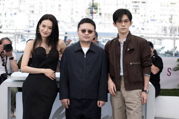 Cannes - Resurrection photocall DN Shu Qi, Gan Bi and Jackson Yee pose during the Resurrection photocall at the 78th annual Cannes Film Festival at Palais des Festivals on May 23, 2025 in Cannes, France.Photo by David NIVIERE ABACAPRESS.COM CANNES France  Copyright: xNivierexDavid ABACAPRESS.COMx