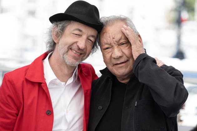 Entertainment Bilder des Tages Cannes - Ange Cinema de la Plage photocall DN Tony Gatlif and Tony Gatlif pose during the Ange Cinema de la Plage photocall at the 78th annual Cannes Film Festival at Palais des Festivals on May 23, 2025 in Cannes, France.Photo by David NIVIERE ABACAPRESS.COM CANNES France  Copyright: xNivierexDavid ABACAPRESS.COMx