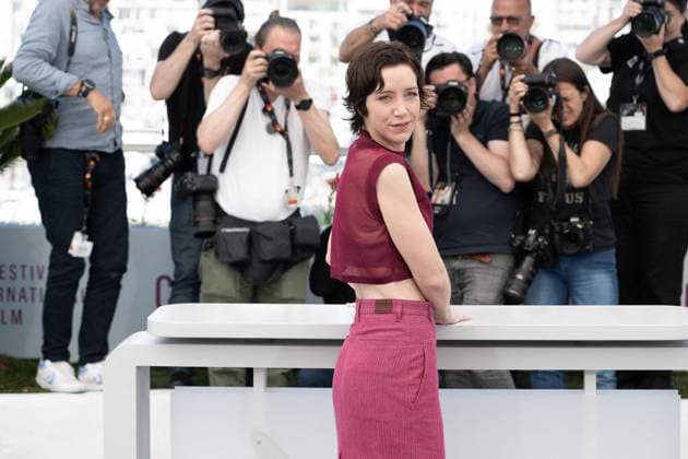Cannes - La venue de l’avenir photocall DN Sara Giraudeau poses during the La venue de l’avenir (Colours Of Time) photocall at the 78th annual Cannes Film Festival at Palais des Festivals on May 23, 2025 in Cannes, France.Photo by David NIVIERE ABACAPRESS.COM CANNES France  Copyright: xNivierexDavid ABACAPRESS.COMx