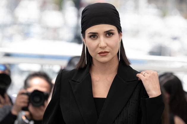 Cannes - Zan O Bacheh photocall DN Parinaz Izadyar poses during the Zan O Bacheh (Woman And Child) photocall at the 78th annual Cannes Film Festival at Palais des Festivals on May 23, 2025 in Cannes, France.Photo by David NIVIERE ABACAPRESS.COM CANNES France  Copyright: xNivierexDavid ABACAPRESS.COMx