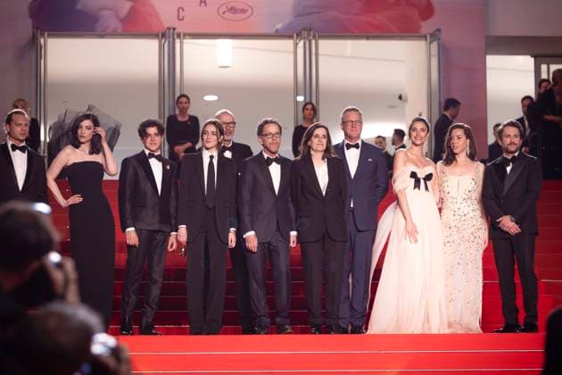 Walk up the steps of Honey Dont at the 78th Cannes International Film Festival Josh Pafchek, Lera Abova, Jacnier, Talia Ryder, Eric Fellner, Ethan Coen, Tricia Cooke, Robert Graf, Margaret Qualley, Aubrey Plaza and Charlie Day Premiere of Honey Dont 78th annual Cannes Film Festival at Palais des Festivals on May 23, 2025 in Cannes, France Olivier Borde Bestimage Cannes France Copyright: xOLIVIERxBORDEx xBESTIMAGExOLIVIERxBORDEx xBESTIMAGEx