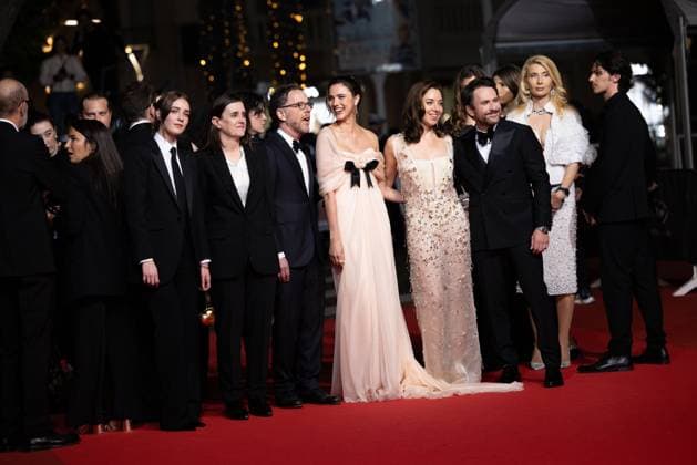 78eme Festival International du Film de Cannes Montée des marches du film Honey dont 78th International Cannes Film Festival Red carpet for Honey dont movie 445055 2025 05 24 Alpes Maritimes Cannes France Plaza, Aubrey Coen, Ethan Qualley , Sarah Margaret  Copyright: xTerencexBaelenx STAR_445055_050