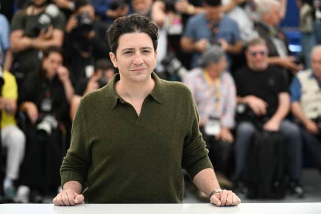78eme Festival International du Film de Cannes Photocall with cast of The Mastermind 78th International Cannes Film Festival Photocall with cast of The Mastermind movie 445078 2025 05 24 Magaro, John  Copyright: xSergexArnalx xStarfacex STAR_445078_007